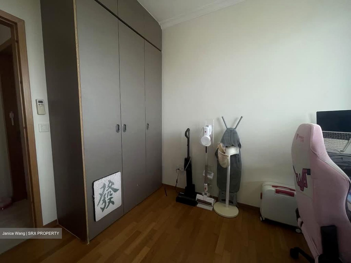 Vacanza @ East (D14), Condominium #549568771